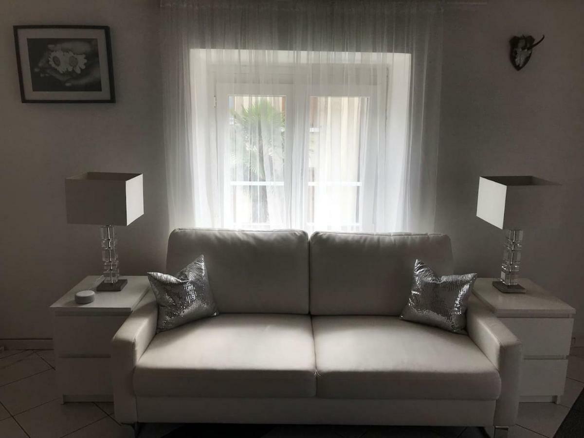 Glow G Apartment โบลซาโน ภายนอก รูปภาพ